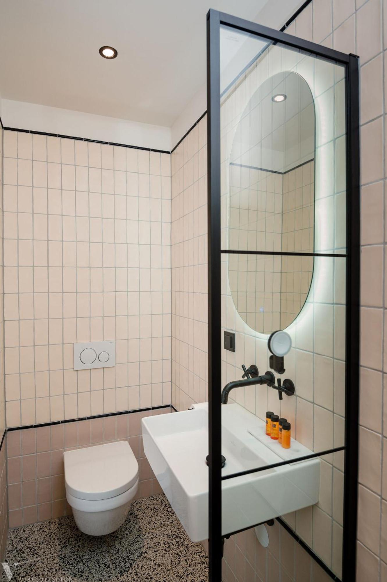 Mr.Lewis Rotterdam Hotel ภายนอก รูปภาพ