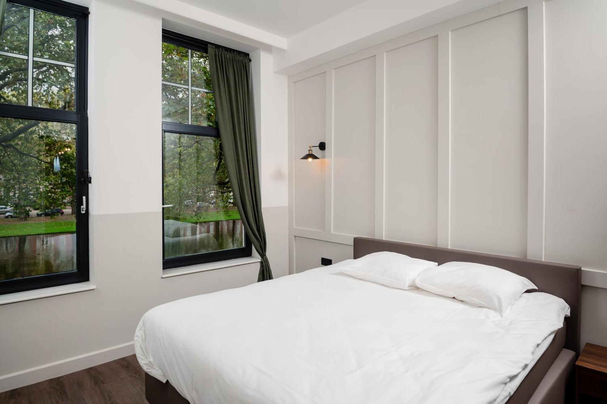 Mr.Lewis Rotterdam Hotel ภายนอก รูปภาพ